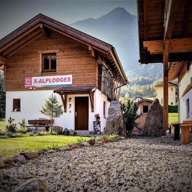 Feriendorf X-Alp Lodges Ötztal - Lodge Wildspitz - 1