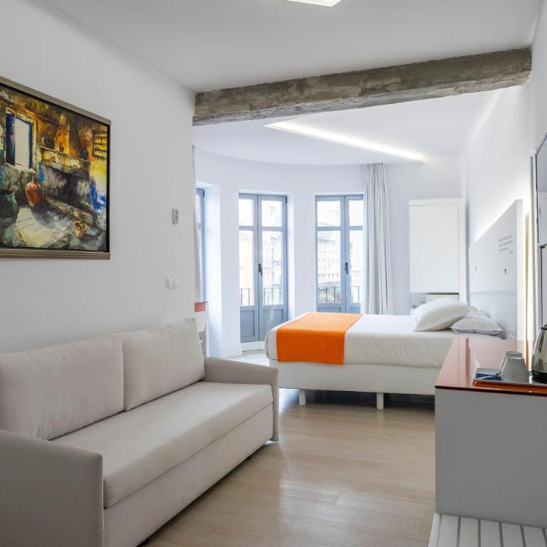 Atarazanas Málaga Boutique Hotel - Suite con vistas a la ciudad - 1