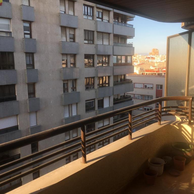 Apartamento en Alicante, Plaza de España, zona Mercado, AA - Three-Bedroom Apartment - 61