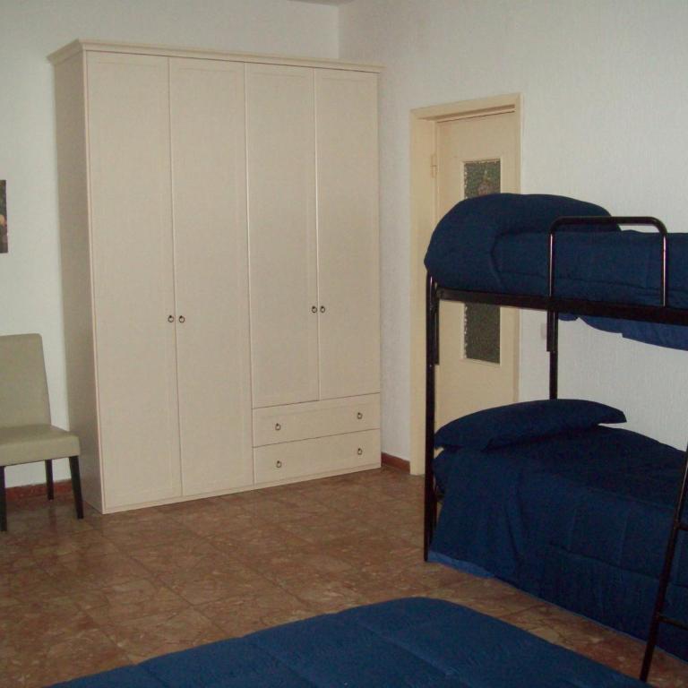 B&B RoGe - Habitación Cuádruple con baño privado externo - 16