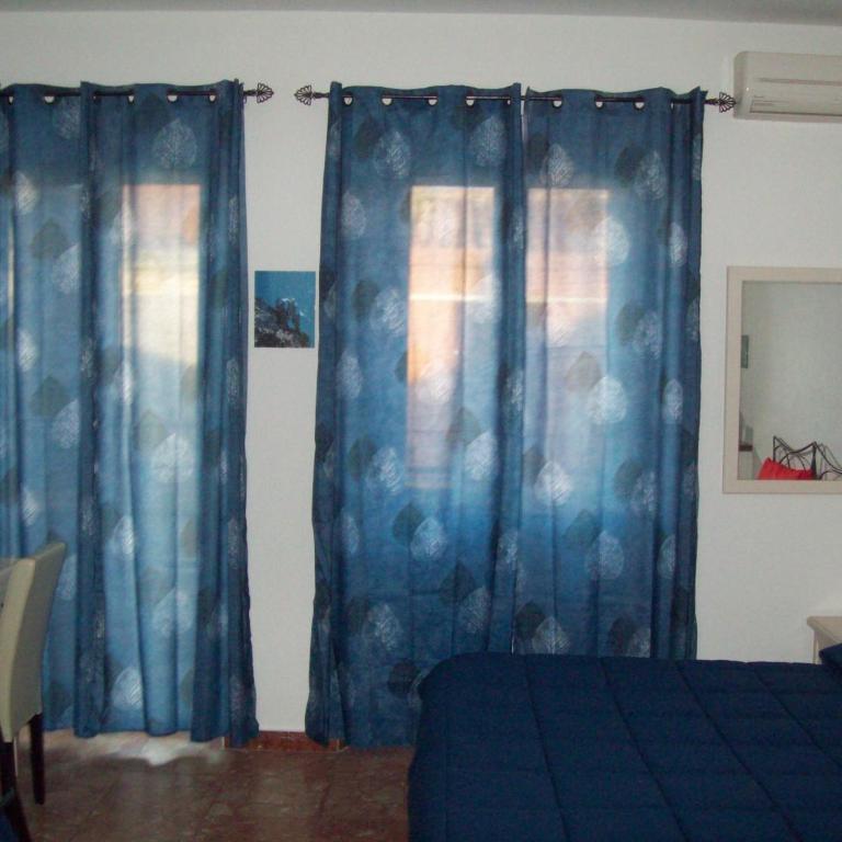 B&B RoGe - Habitación Cuádruple con baño privado externo - 11