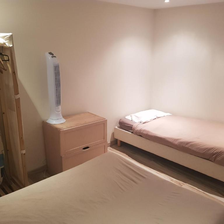 13 Rue de la Fontaine F11 - Appartement 2 Chambres - 6