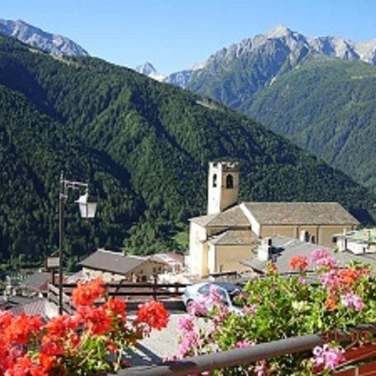 Albergo Eden - Camera Familiare con Balcone - 18