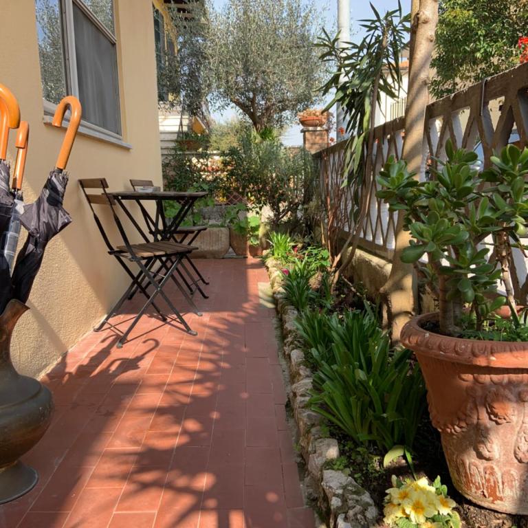 Il giardino segreto - Appartamentino su 2 Livelli - 4