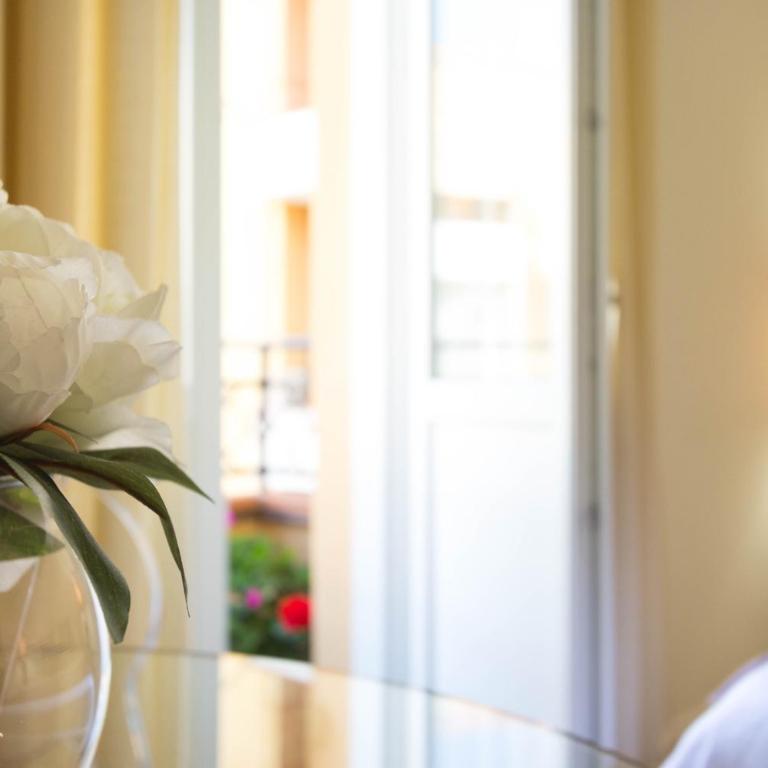 BB22 Cagliari - Deluxe Double Room with Balcony - 1