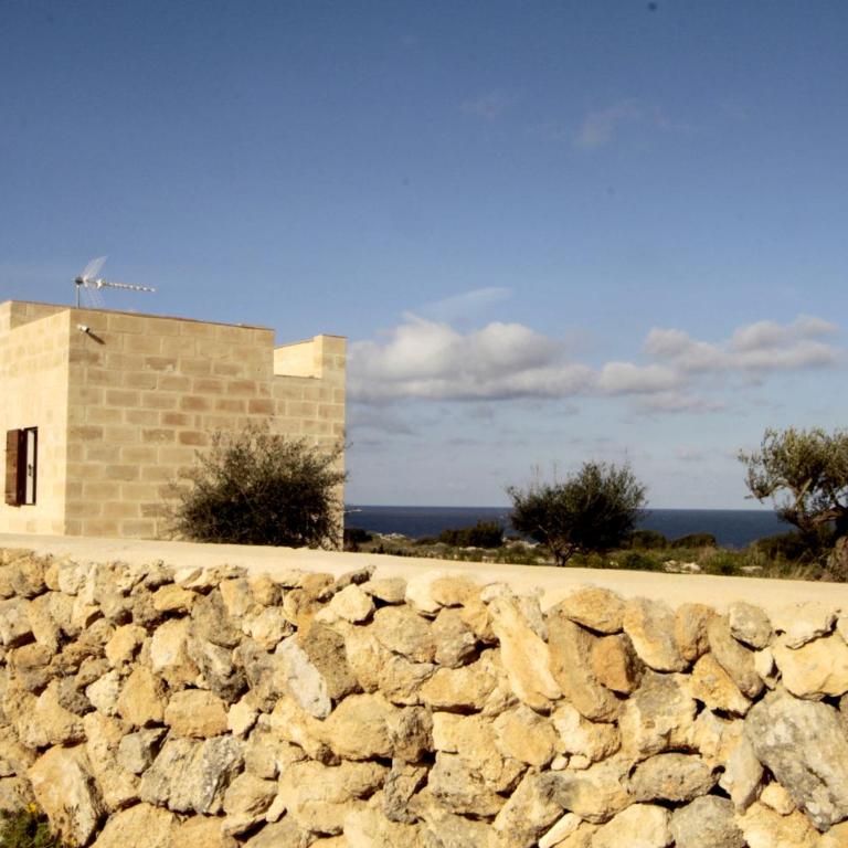 Cala Rossa Lodge - One-Bedroom Chalet - 23