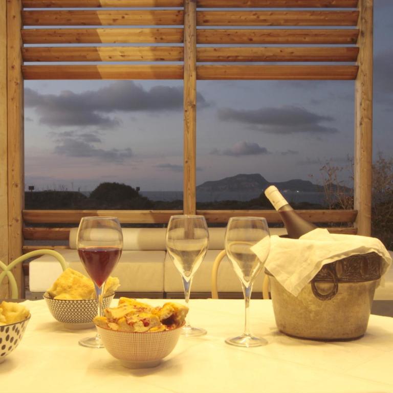Cala Rossa Lodge - One-Bedroom Chalet - 29