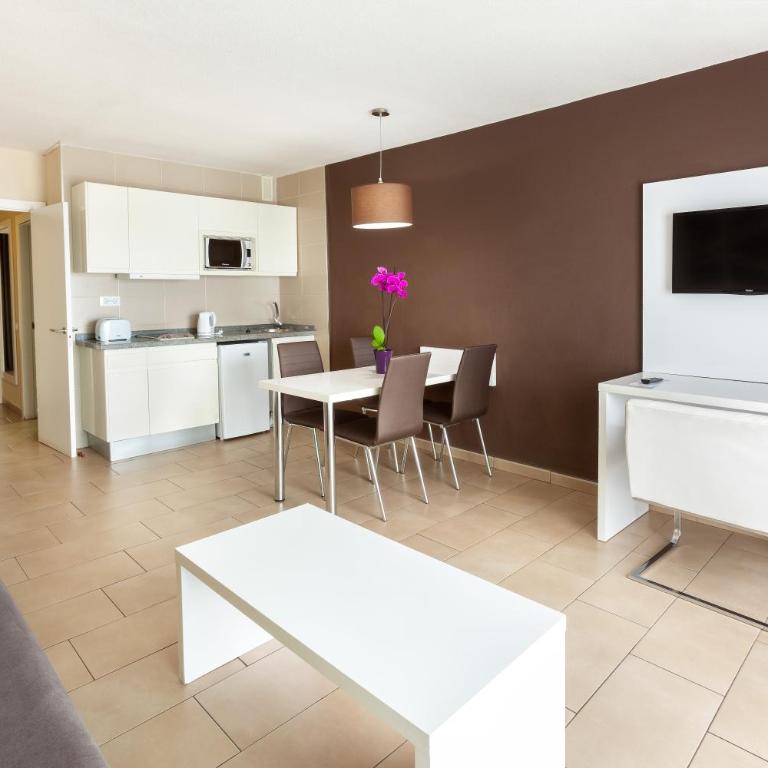 Playaolid Suites & Apartments - Apartamento Premium de 1 dormitorio (2 adultos) - 2