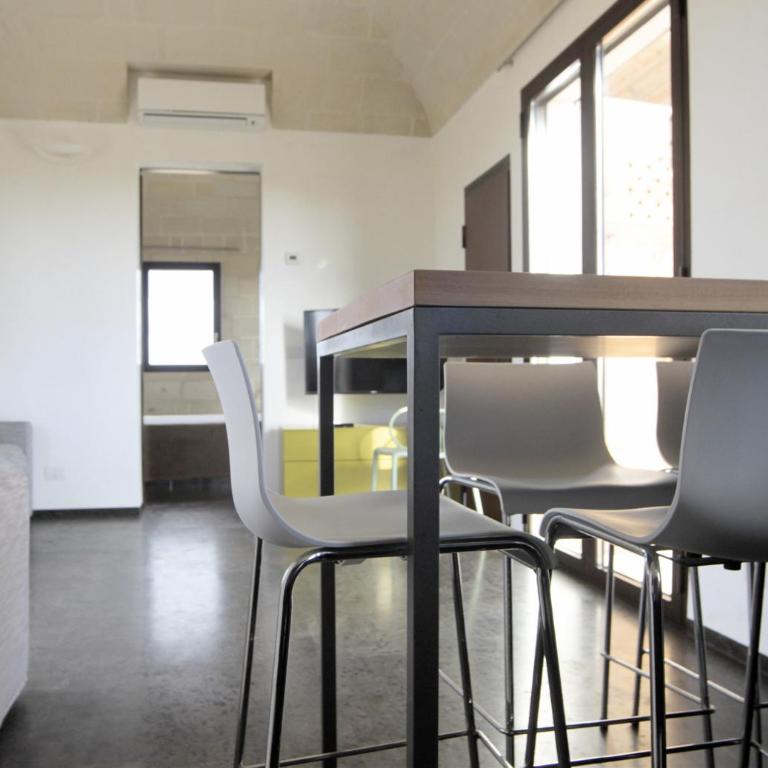 Cala Rossa Lodge - One-Bedroom Chalet - 3