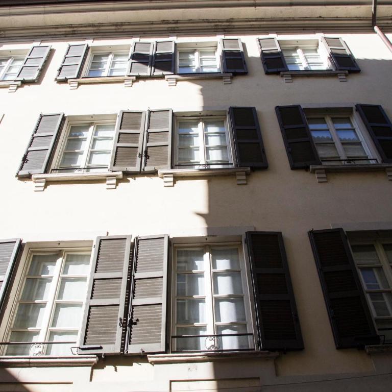 Lella's Home - Two-Bedroom Apartment - 28