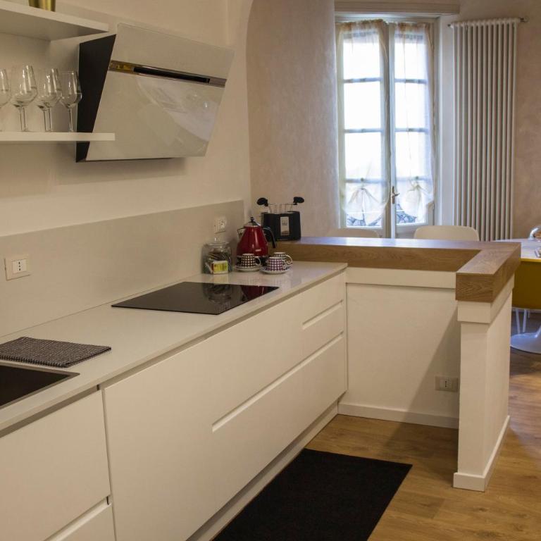 Lella's Home - Two-Bedroom Apartment - 12