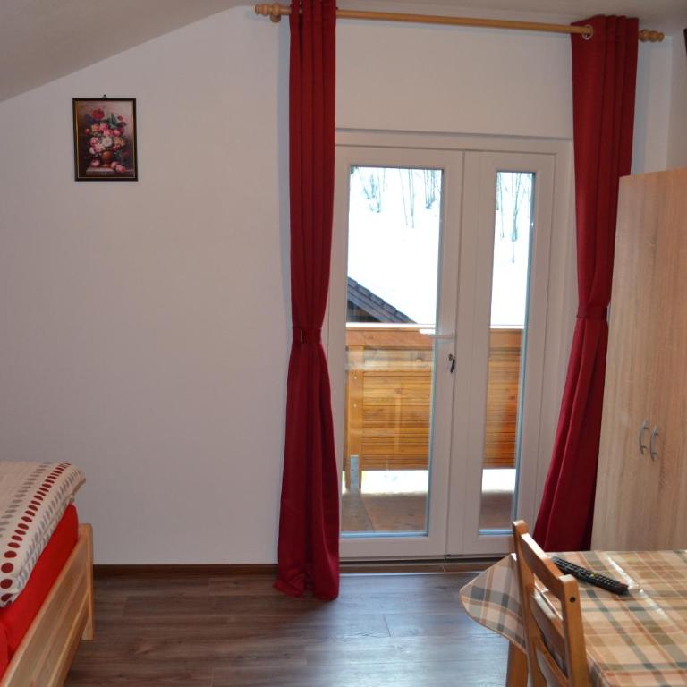 Apartment Holiday Lungötz - Apartment mit 3 Schlafzimmern und Balkon - 17