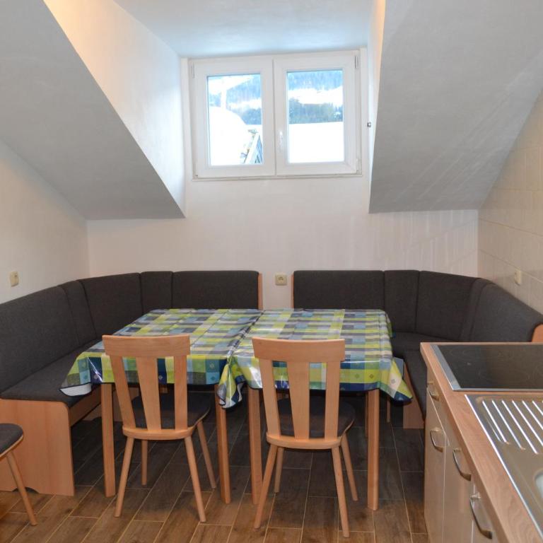 Apartment Holiday Lungötz - Apartment mit 3 Schlafzimmern und Balkon - 4