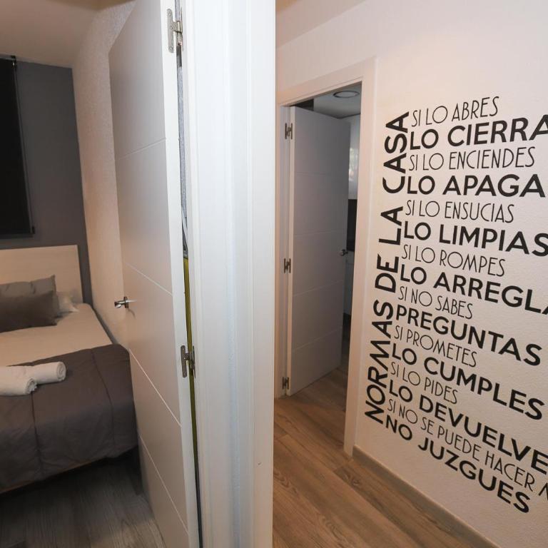 DIFFERENTFLATS Llum - Two-Bedroom Apartment - 18