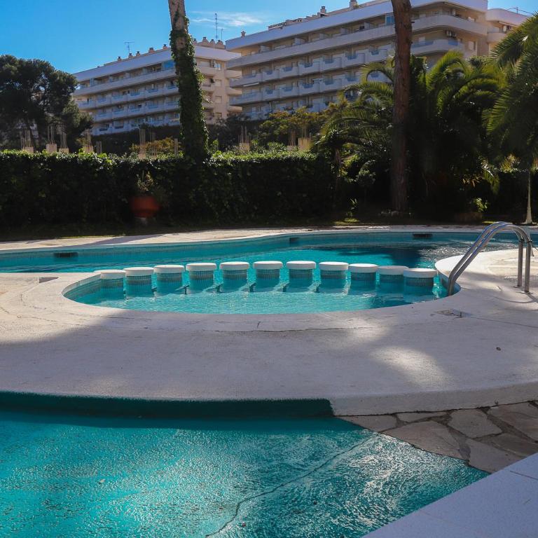 DIFFERENTFLATS Llum - Two-Bedroom Apartment - 24