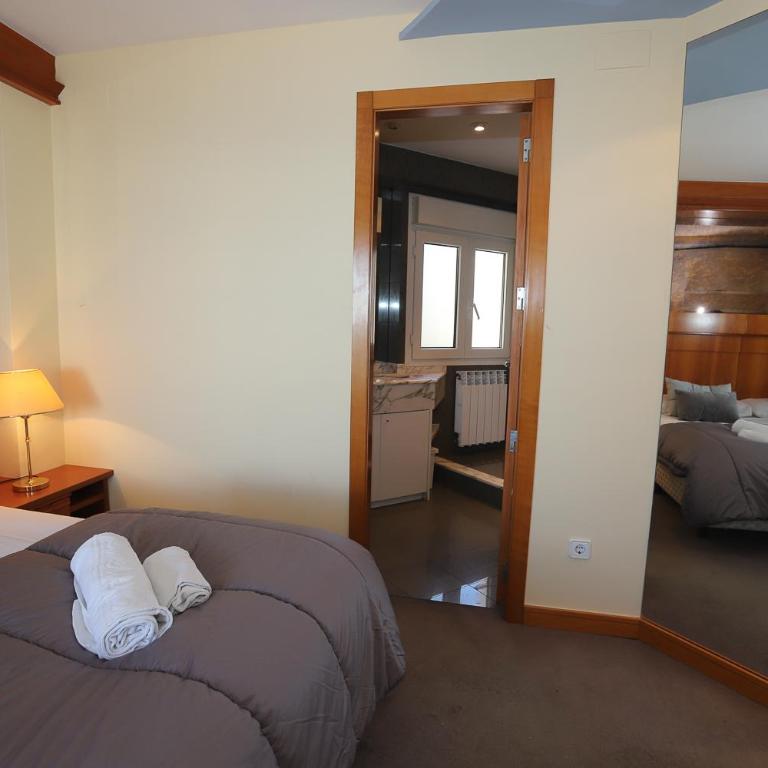 DIFFERENTFLATS Bello Horizonte - Three-Bedroom Apartment with Sea View - 4