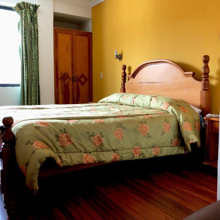 The Rooftop Bolivia - Habitación Doble Económica - 7