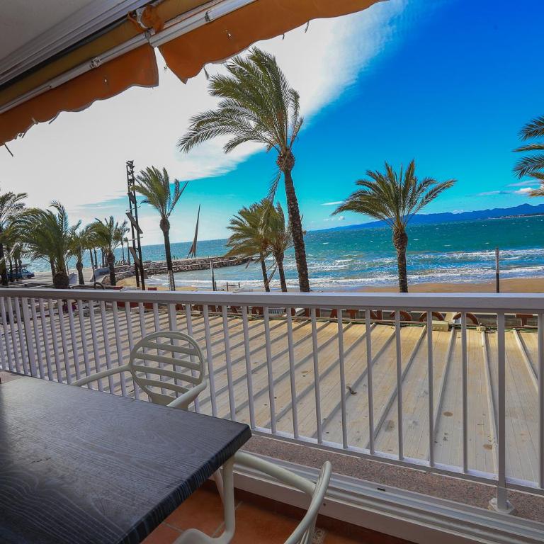 DIFFERENTFLATS Altair - Apartamento de 1 dormitorio con vistas al mar (1 a 4 adultos) - 2