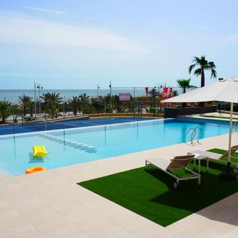 Great Views First Line Teleworkers and Families Unforgetable Apartment - Three-Bedroom Apartment - 23