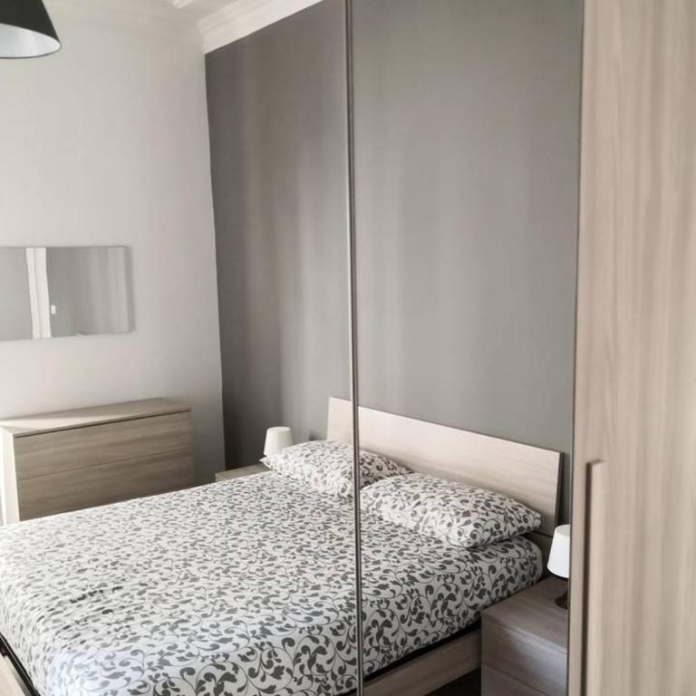 Trinità City Centre - locazione turistica affitto breve - Three-Bedroom Apartment - 77