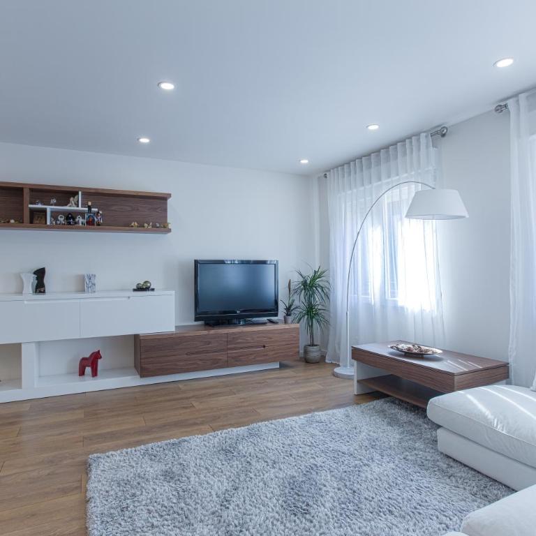 Apartment 365 - Two-Bedroom Apartment - 30