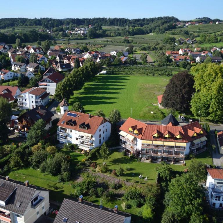 Hotel Garni Reulein - Doppelzimmer mit Seeblick und Balkon - 22