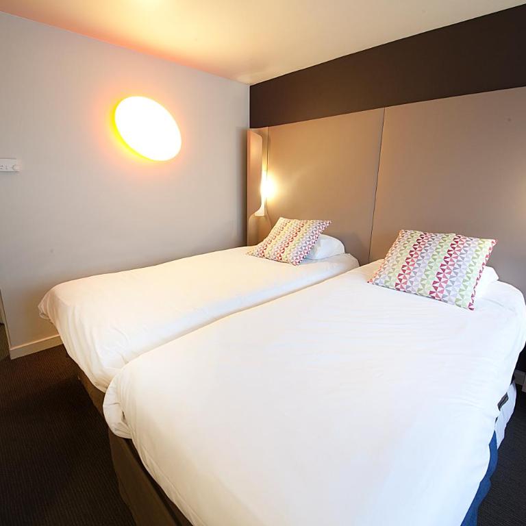 Campanile Millau - Chambre Lits Jumeaux - 9