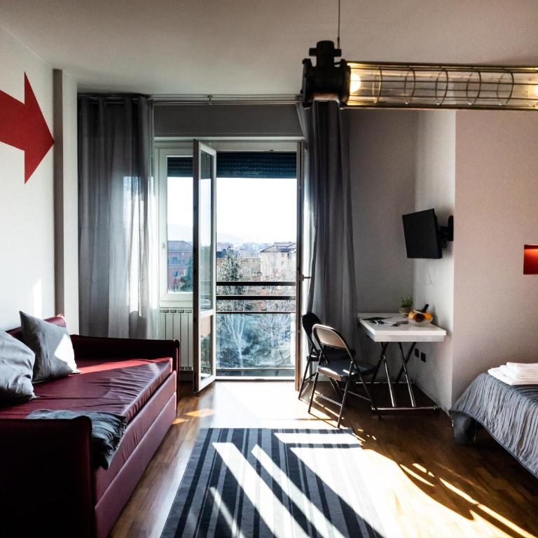 Carlotta Station Suite - One-Bedroom Apartment - 14