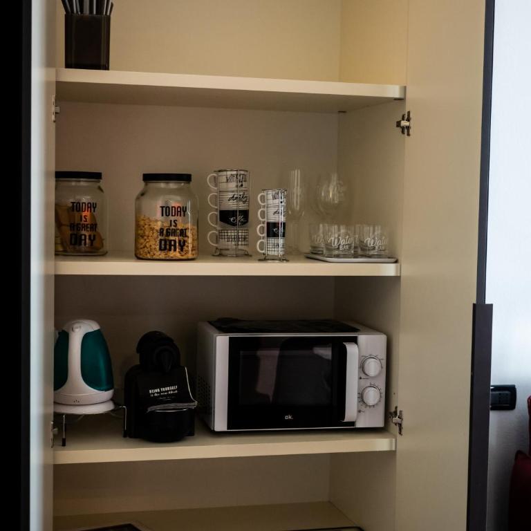 Carlotta Station Suite - One-Bedroom Apartment - 25