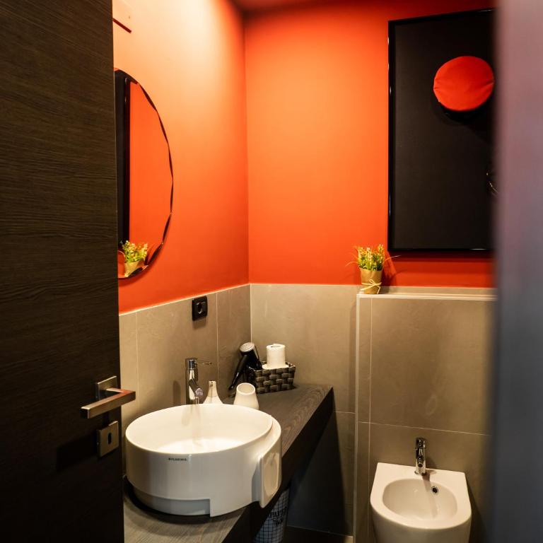 Carlotta Station Suite - One-Bedroom Apartment - 29
