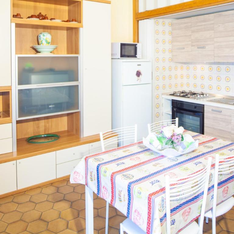 Eveten Apartments - Diano Marina - Appartamento con 1 Camera da Letto e Balcone - 1