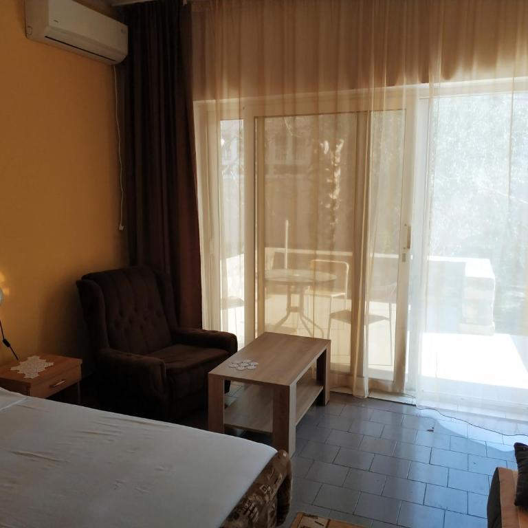 Villa Marija Ulcinj - Studio with Terrace - 3