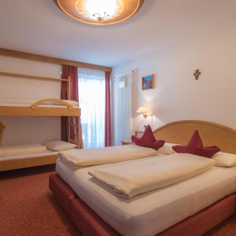 Garni La Vara - Familienzimmer mit Bergblick - 7