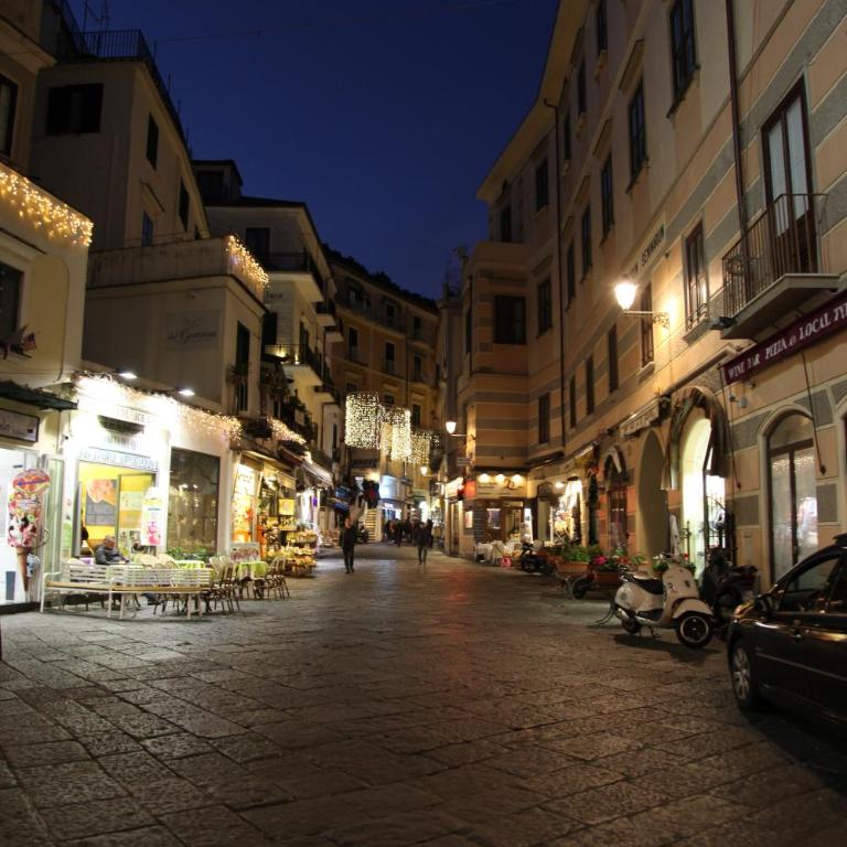 Arco della Rua - One-Bedroom House - 52
