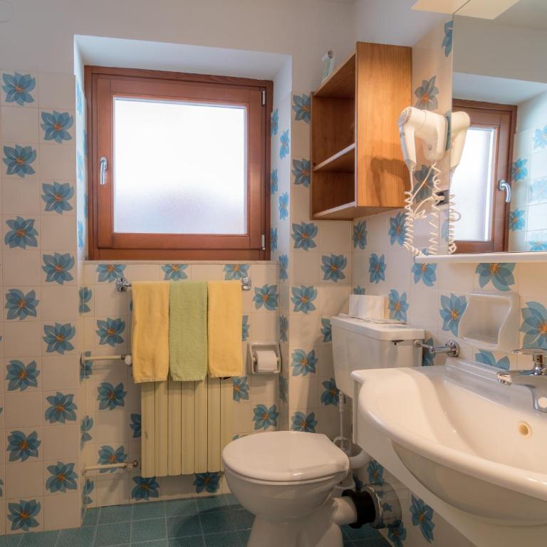 Garni La Vara - Familienzimmer mit Balkon - 3