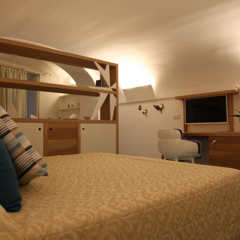 Arco della Rua - One-Bedroom House - 1