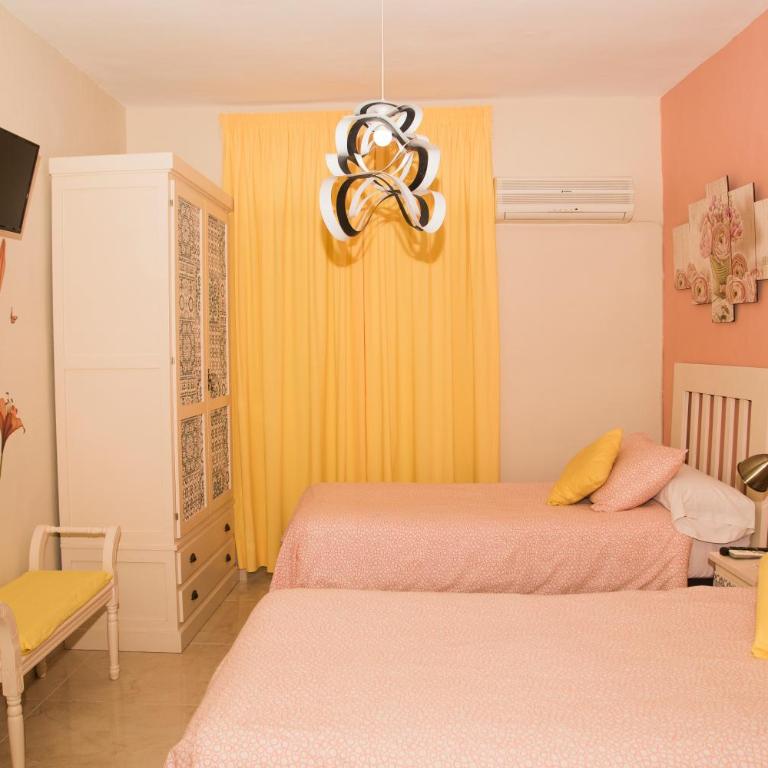 Pension Internacional - Habitación Doble Deluxe - 2 camas - 3
