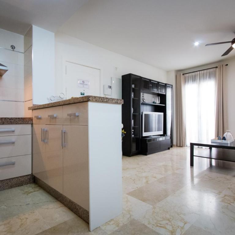 Holidays2Malaga Apto Pozos Dulces Acogedor & balcon & tranquilo en centro de Malaga - One-Bedroom Apartment - 16