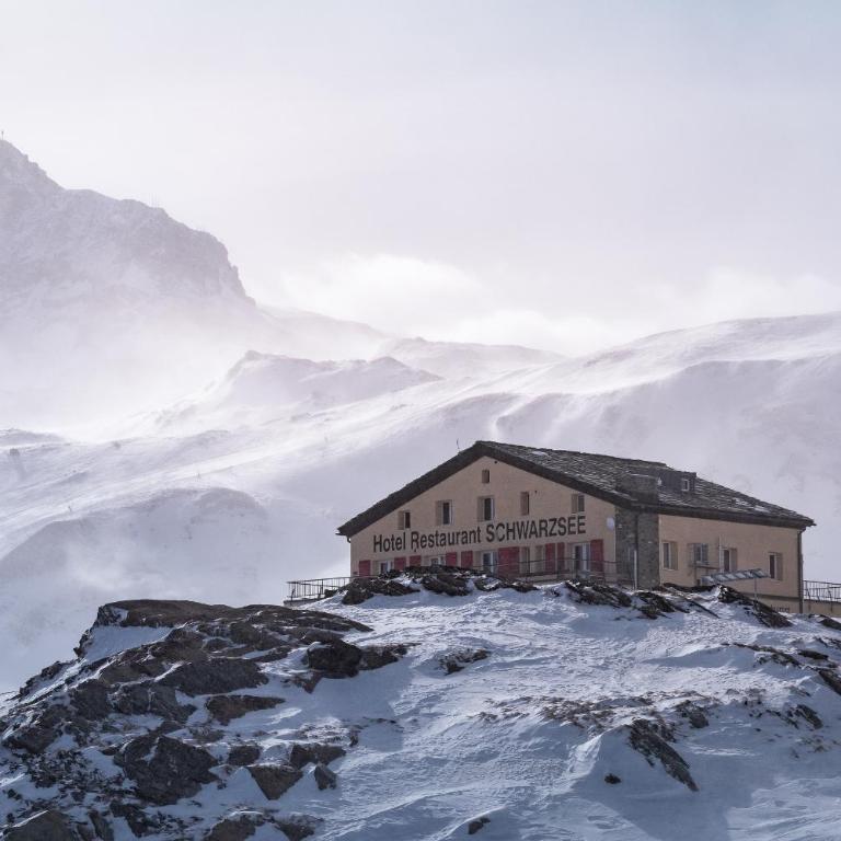 Hotel Schwarzsee - Doppelzimmer mit Bergblick - 1