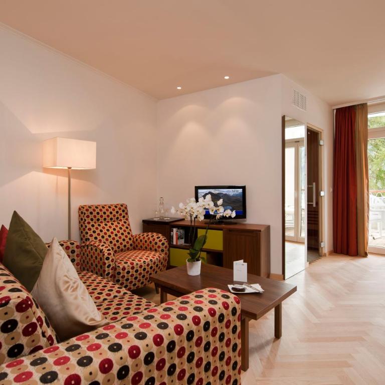 Waldhotel & SPA Davos - for body & soul - Junior Suite mit eigener Sauna - 1