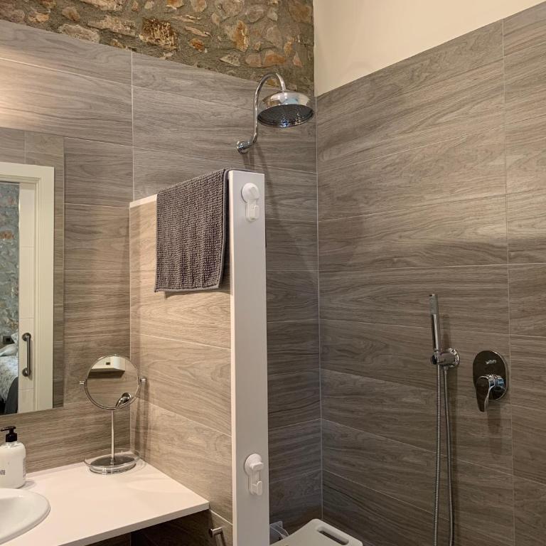 PINTOR MASSANET - Casa de piedra adaptada en LEscala - Casa con 1 dormitorio - 11
