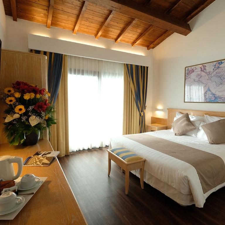 Hotel Orologio - Camera Comfort Matrimoniale/Doppia con Letti Singoli - 1