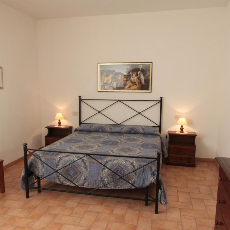 Agriturismo Montegonfoli - Large Two-Bedroom Apartment - 7