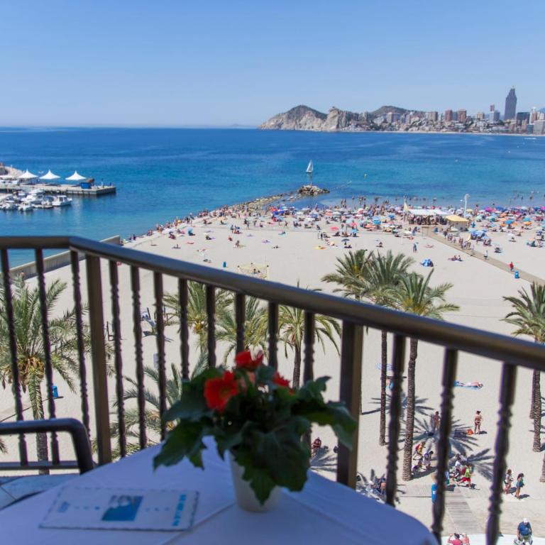 Hotel Colón - Double or Twin Room with Sea View - 1
