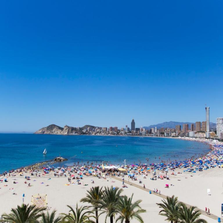 Hotel Colón - Double or Twin Room with Sea View - 11
