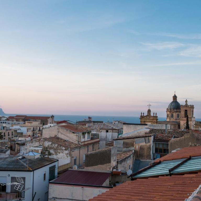 CIELO D' ALCAMO Palazzo Adamo - Apartment mit Terrasse - 4