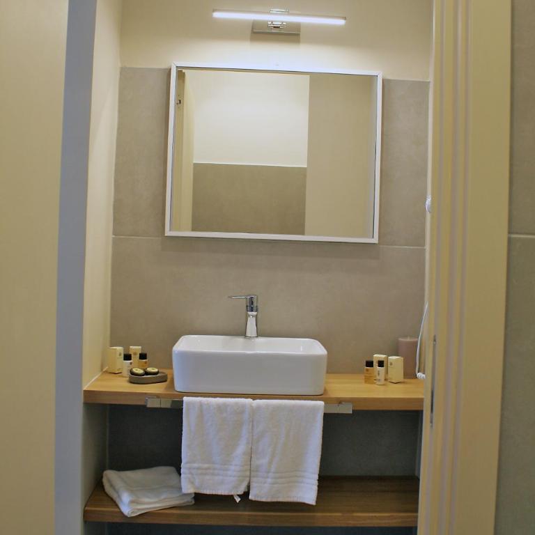QuiSiSta - Superior Double or Twin Room with City View - 4