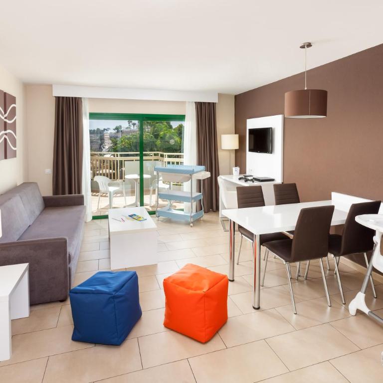 Playaolid Suites & Apartments - Apartamento Familiar (2 adultos + 1 niño) - 5