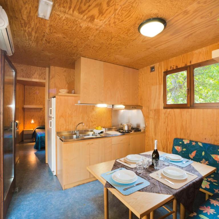 Camping Village Capalonga - Basic Mobile Home - 5