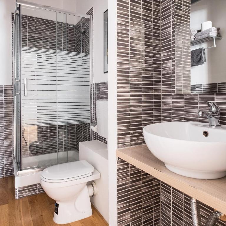 Indipendenza Boutique - Camera Matrimoniale Standard con Bagno Privato - 7